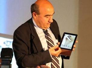 Acer съди Ланчи заради договора с Lenovo