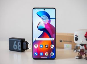 РЕВЮ: Motorola Edge 30 Fusion оставя истинско премиум усещане