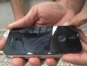 Какво става, като изпуснете iPhone 4S и Samsung Galaxy S II?