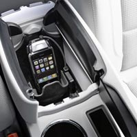 Докинг станция за iPhone от Mercedes