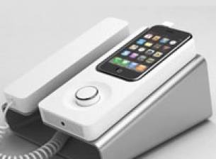 Док станция превръща iPhone в настолен телефон