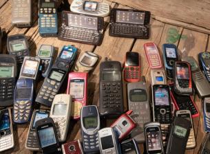 Защо телефоните вече не смущават колонките? Помните ли онзи звук?
