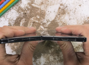 Galaxy Z Fold5 се справя отлично в изпитания за издръжливост