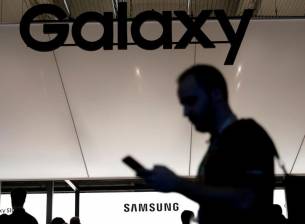 Samsung Electronics oчаква над 50% спад в печалбата за 2019
