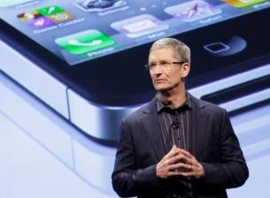 Тим Кук не бил съгласен Apple да съди Samsung