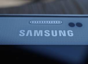 Samsung доминира пазара в Индия