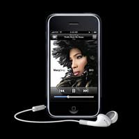 7 милиона англичани очакват iPhone с повишено внимание