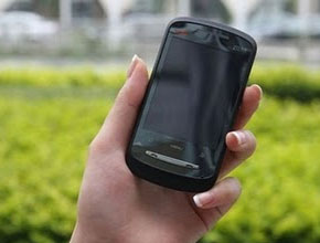 Евтините смартфони ще са особено търсени през 2011 г.