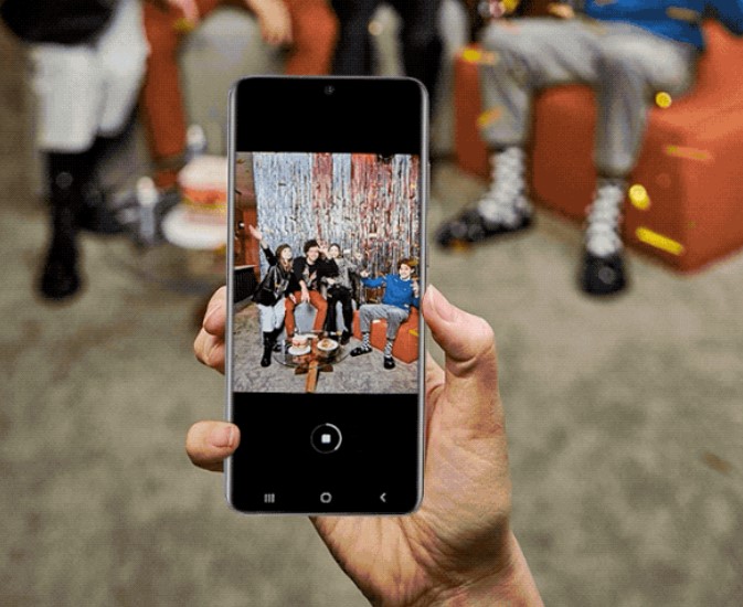 Samsung добавя нови функционалности към предходните си флагмани