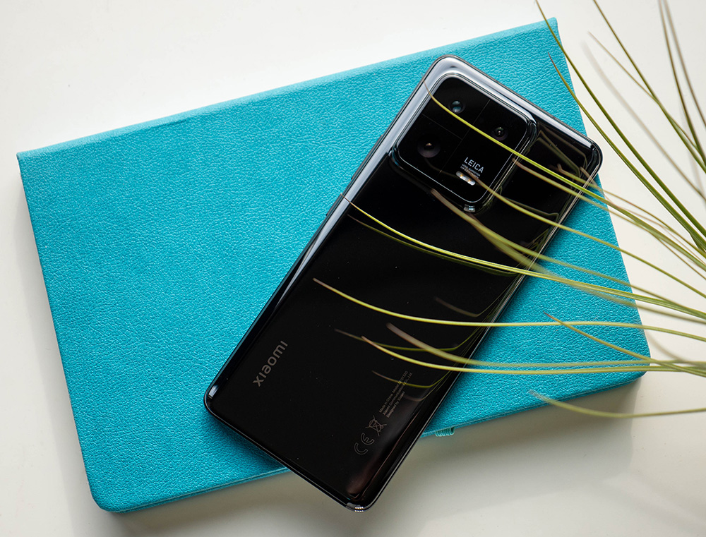 РЕВЮ: Xiaomi 13 Pro е способен камерафон с помощ от Leica