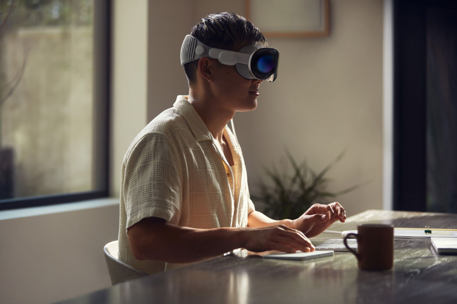 Производителността на Apple Vision Pro е удвоена чрез специална памет