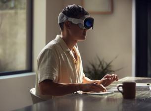 Производителността на Apple Vision Pro е удвоена чрез специална памет