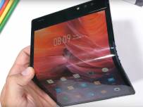 Вижте колко издръжлив е първият смартфон със сгъваем екран