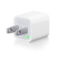 Apple подменя USB зарядни за iPhone 3G