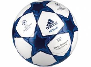 Реплика на официалната топка на УЕФА Шампионска лига 2011 от GLOBUL и Sony Ericsson