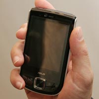 Информация за Asus P565 с 800 MHz процесор