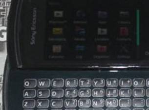 Sony Ericsson Kanna U8i има QWERTY клавиатура и записва HD видео