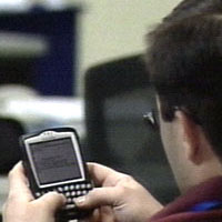 Френското правителство без BlackBerry