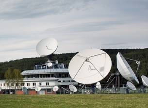 Първата българска станция за сателитна връзка започва работа преди 40 години