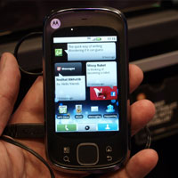 Снимки и видео на Motorola Quench