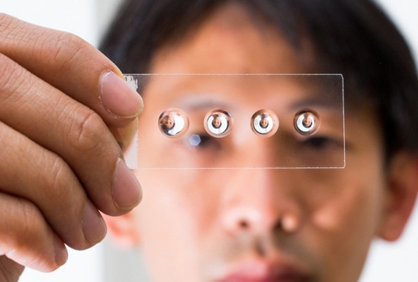 Учени превърнаха Nexus 4 в микроскоп с 3D принтирана леща