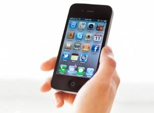 Потребителите на iOS са по-лоялни от тези с Android