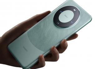 Huawei Mate 60 Pro идва с изискан дизайн и възможност за сателитни разговори