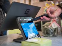 Безжичното зареждане на BMW може да счупи NFC чипа на iPhone 15