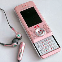 Sony Ericsson W580i в розово!