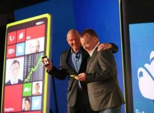 Предварителните поръчки на Nokia Lumia 920 са достигнали 2.5 милиона броя?