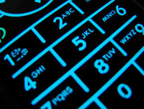 Има ли връзка между раковите заболявания и мобилните телефони?