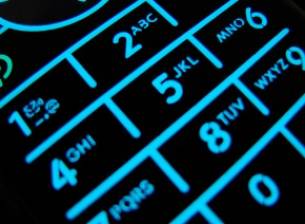 Има ли връзка между раковите заболявания и мобилните телефони?