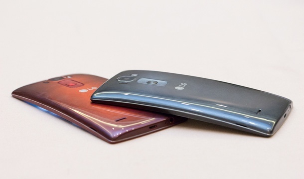 LG започва глобалното разпространение на G Flex2