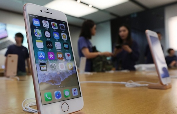 Слабите продажби на iPhone 8 водят до намаления в Китай
