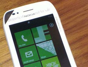 Снимки и на Nokia Sabre с Windows Phone