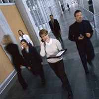 Нови бизнес пакети на vivatel дават до 600 минути към всички мрежи