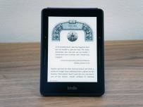 Следващият Kindle ще има калъф с допълнителна батерия, твърди WSJ