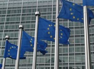 Европейската комисия се зае със ZTE и Huawei