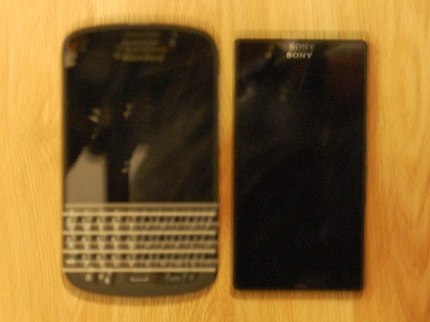 Дали това е снимка на Sony Honami mini?