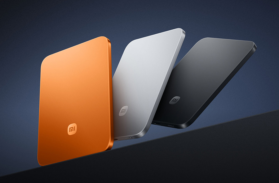 Новата магнитна външна батерия на Xiaomi е невероятно тънка