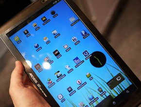 Франция иска да наложи допълнителни такси за таблетите с iOS и Android