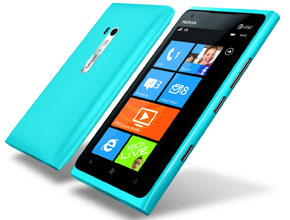 AT&T ще предлага Nokia Lumia 900 от 8 април за 100 долара