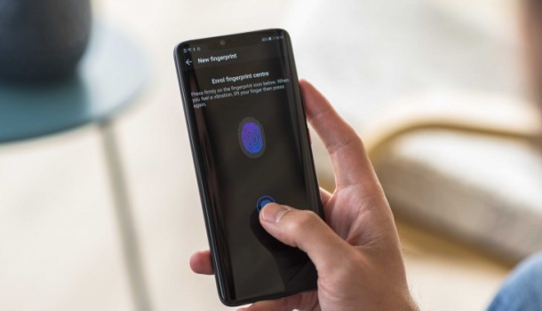 Samsung ще ползва вградените в дисплея сензори за отпечатъци на Qualcomm