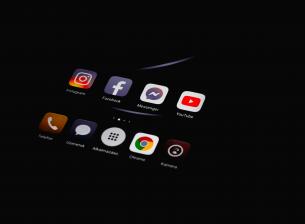 Meta и YouTube са признати за виновни в знаково дело