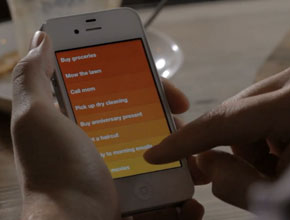 Приложението Clear впечатлява с иновативен интерфейс, има българска следа