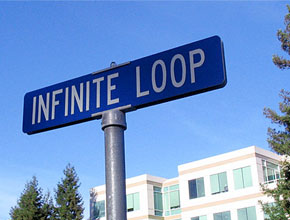 Новите служители на Apple работят по измислени проекти