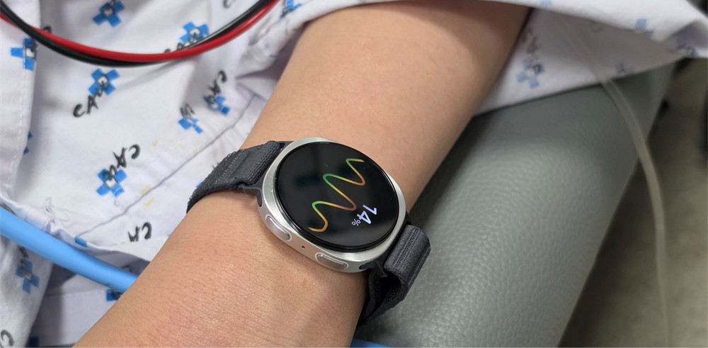Samsung постигна напредък при предвиждането на припадъци с Galaxy Watch