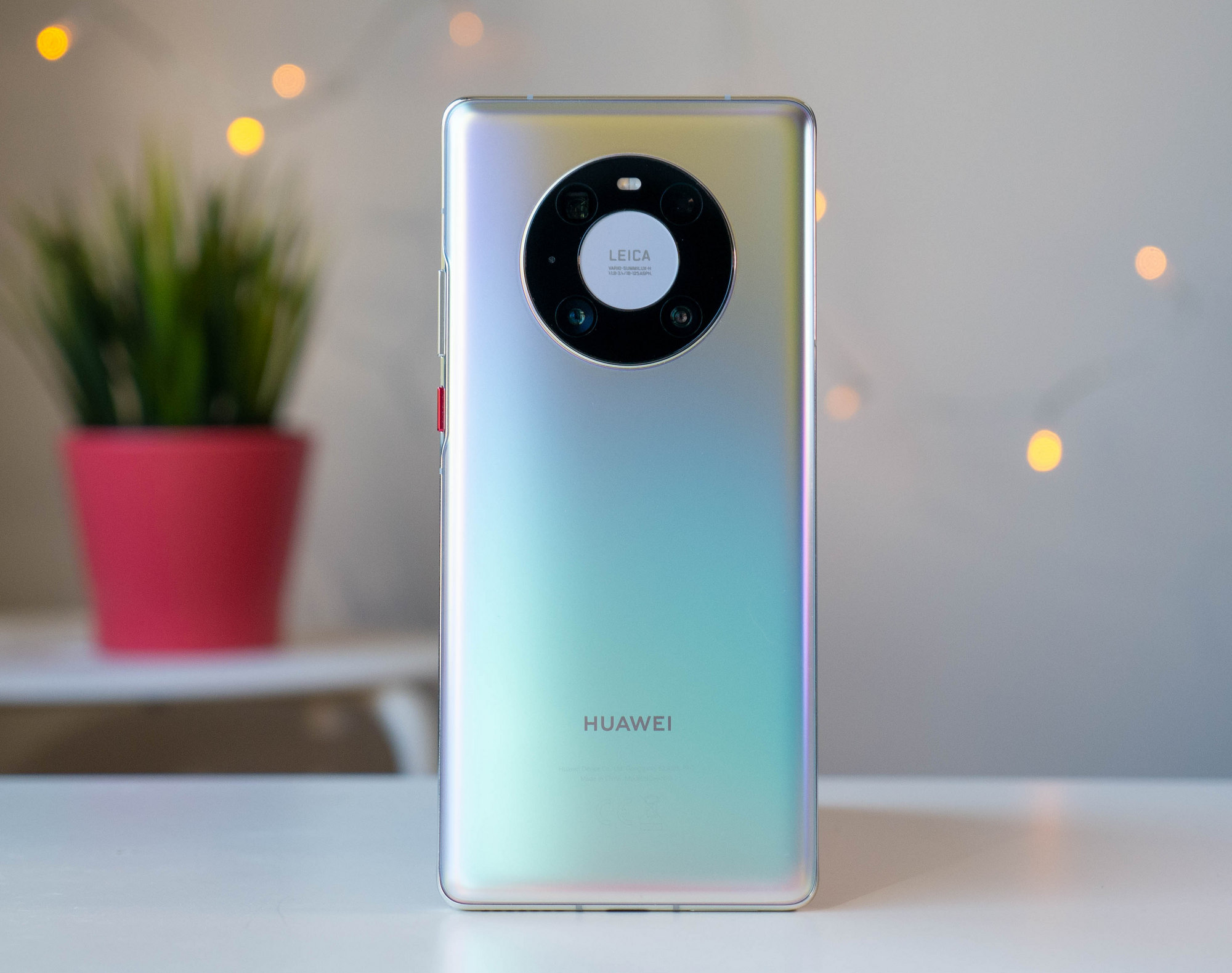 Въпреки забавянето, Huawei изглежда няма да закрие серия Mate