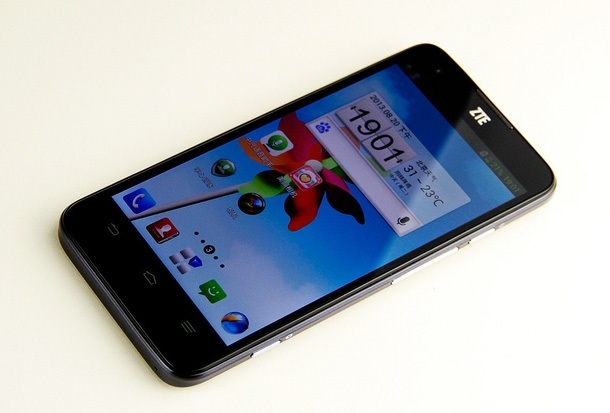 Първият телефон с NVIDIA Tegra 4 ще струва едва 240 евро