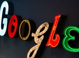 Google работи по дисплеи, които ще могат да се комбинират в по-големи екрани
